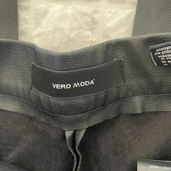 Vero Moda black high waist faux leather leggings - Picture 8 of 10